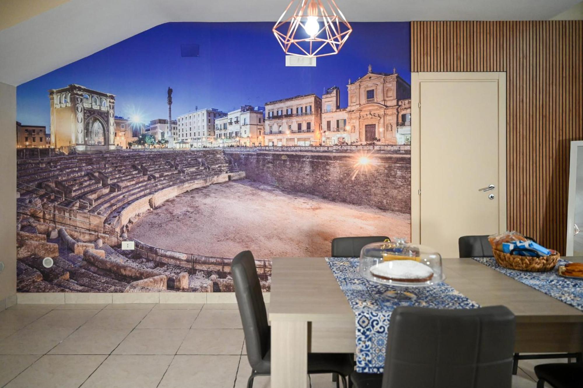 "Il Vecchio Salone" Appartamento In Pieno Centro Con Garage Privato Lecce Exterior photo
